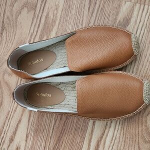 Soludos. Size 9.5. Never worn. Excellent condition